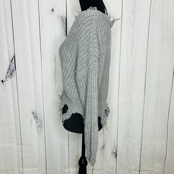 Love Tree Sz Small Cable Knit Crop Slouchy Fit Gray Sweater Distressed Fringe - Picture 4 of 10